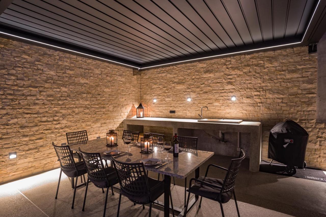 Villa Dispet With Heated Pool, Jacuzzi, Sauna And Cinema Celina Buitenkant foto