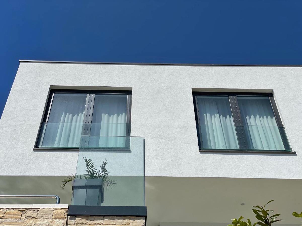 Villa Dispet With Heated Pool, Jacuzzi, Sauna And Cinema Celina Buitenkant foto